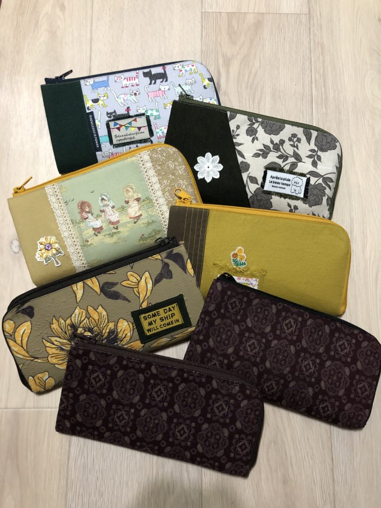 複数のお財布の写真